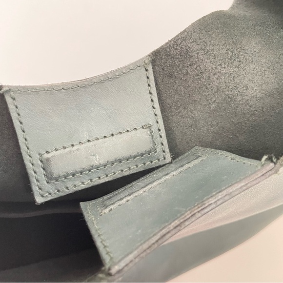 Madewell Oversized Shopper Tote, Dark Green Leather, 13”x10”. - Picture 8 of 14